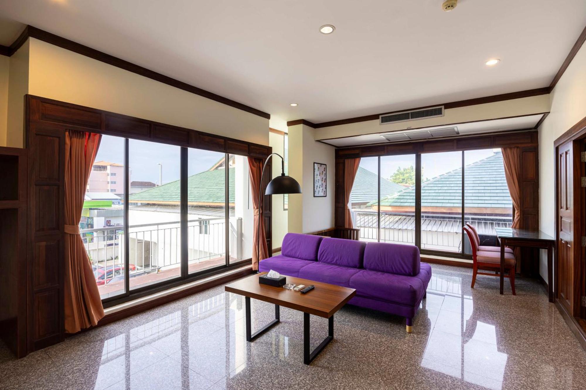 The President Hotel At Chokchai 4 Bangkok Exterior photo