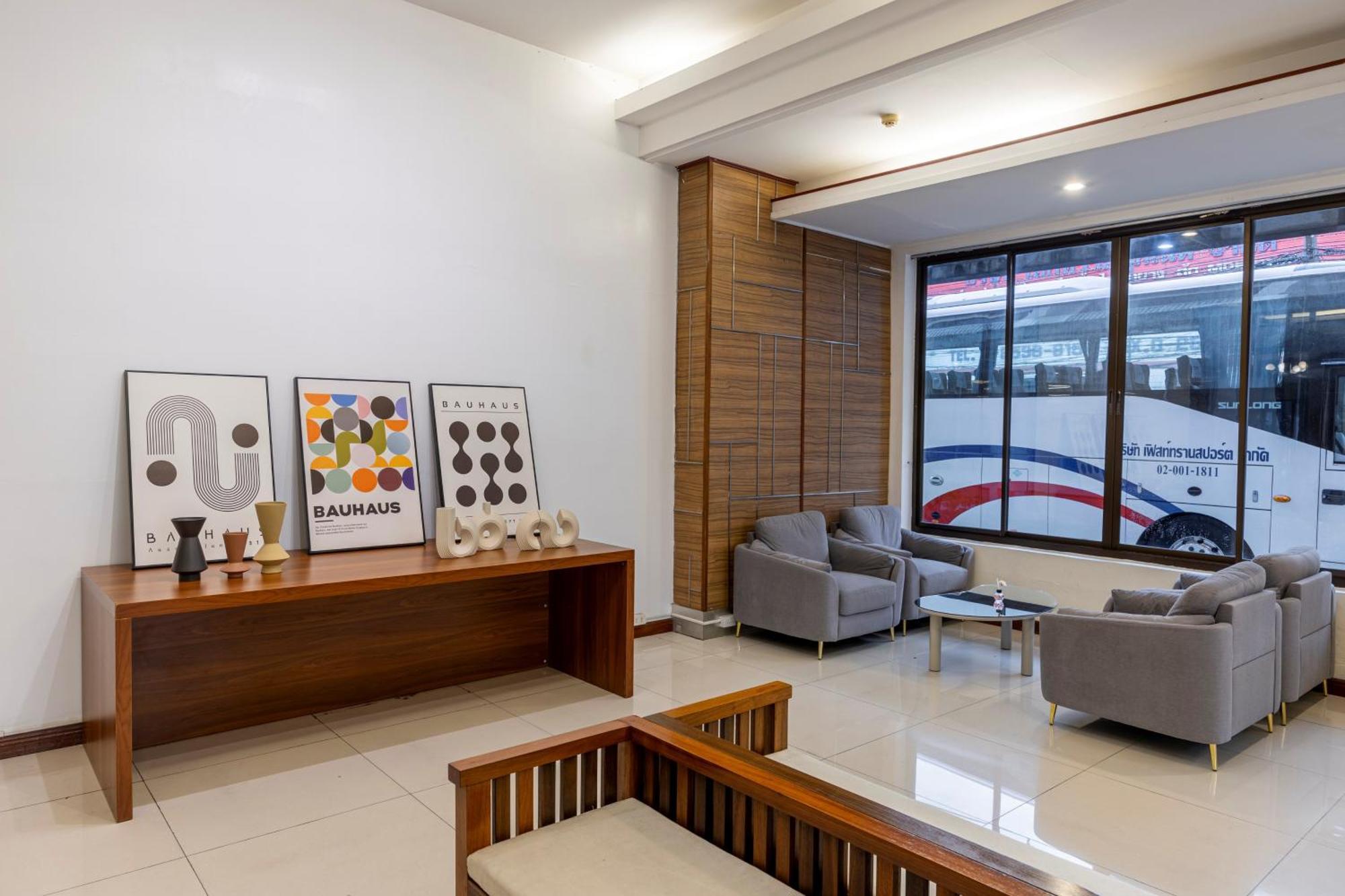 The President Hotel At Chokchai 4 Bangkok Exterior photo