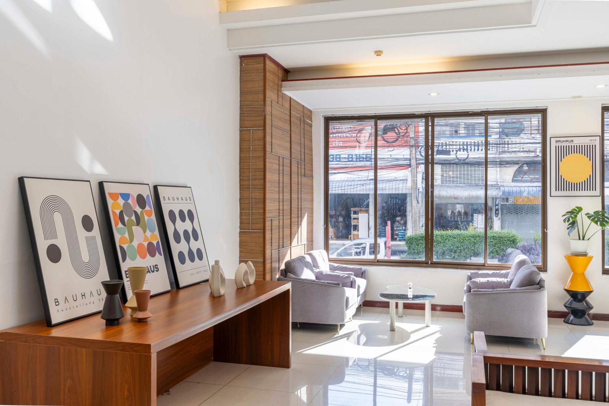 The President Hotel At Chokchai 4 Bangkok Exterior photo