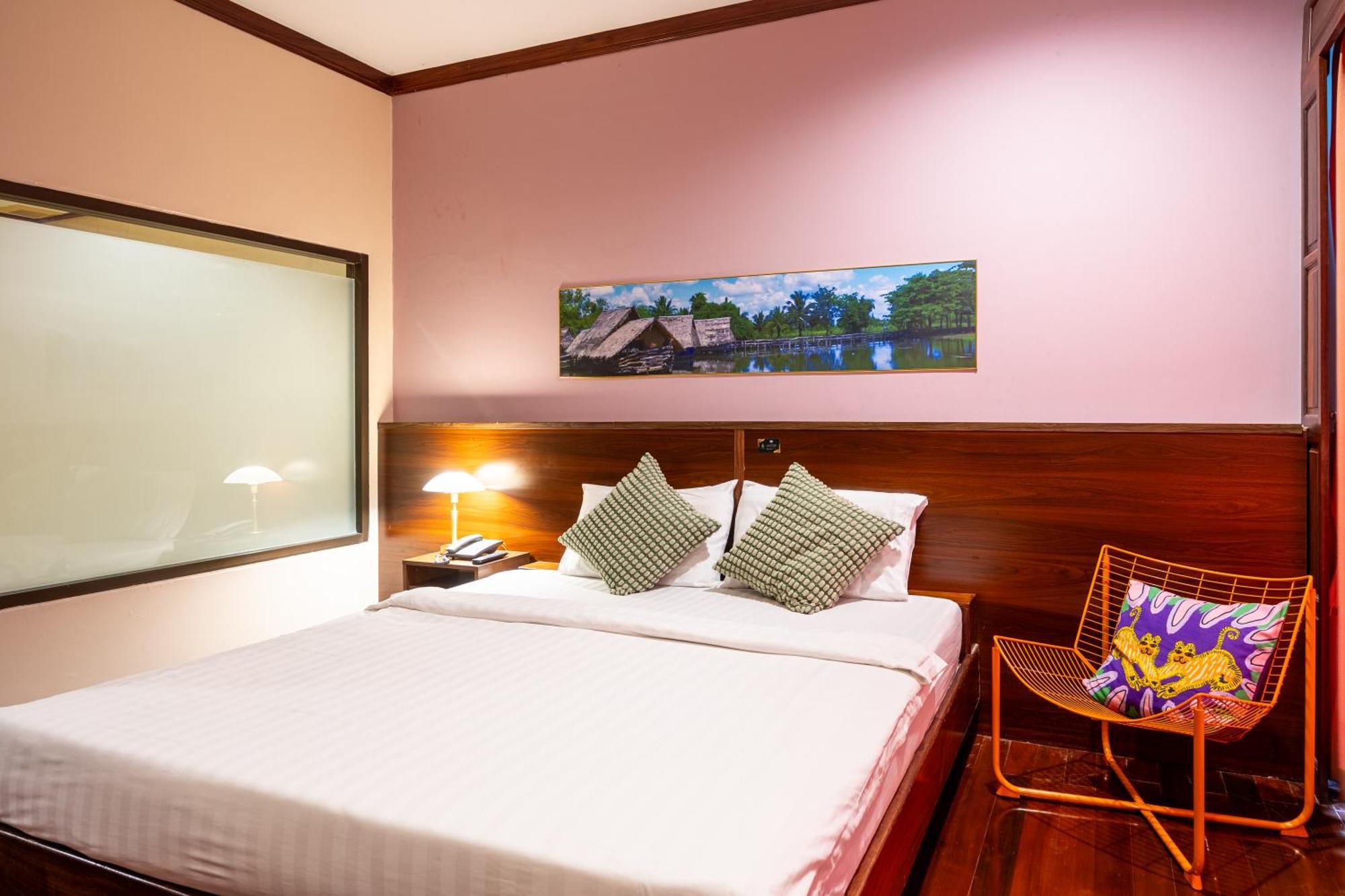 The President Hotel At Chokchai 4 Bangkok Exterior photo